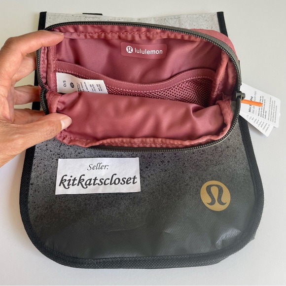 🆕 .7L BRIER ROSE - NWT lululemon mini belt bag - Picture 8 of 15